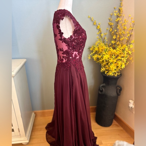 Gorgeous Maroon Prom Dress - Picture 11 of 13